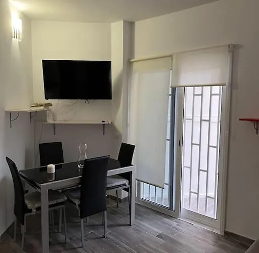 Cozy Апартаменти Адехе