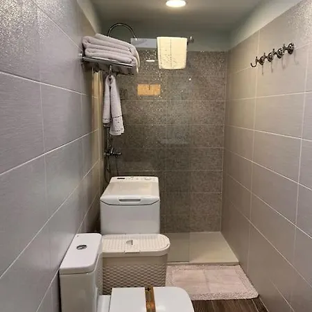 Cozy Адехе
